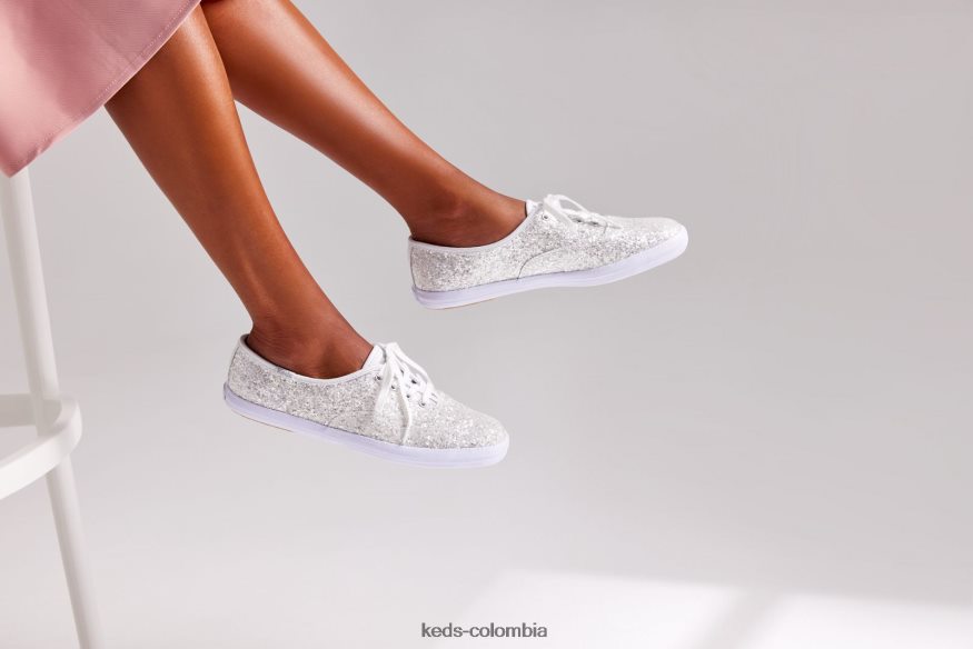 RF0RND107 tenis campeones con purpurina y celebración blanco mujer Keds