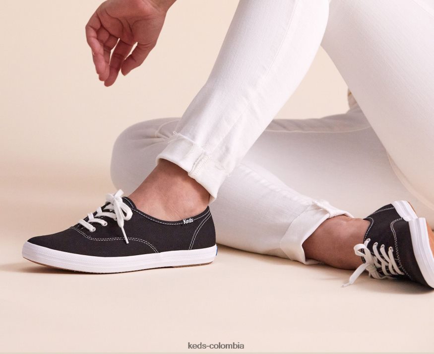 RF0RND109 hazaña de campeón. zapatilla de algodón orgánico negro mujer Keds
