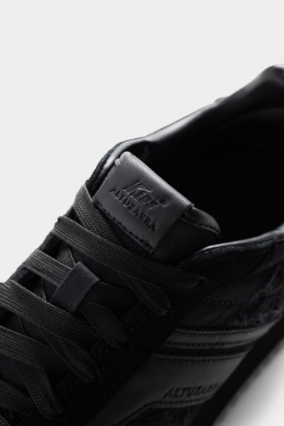 RF0RND117 zapatilla renacentista negro mujer Keds x Altuzarra