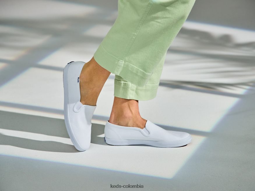 RF0RND38 tenis campeones de lona sin cordones blanco mujer Keds