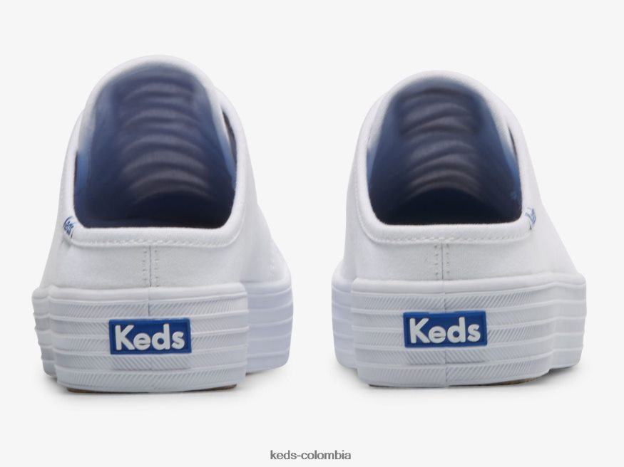 RF0RND48 Zapatilla tipo mule triple kick de lona sin cordones blanco mujer Keds